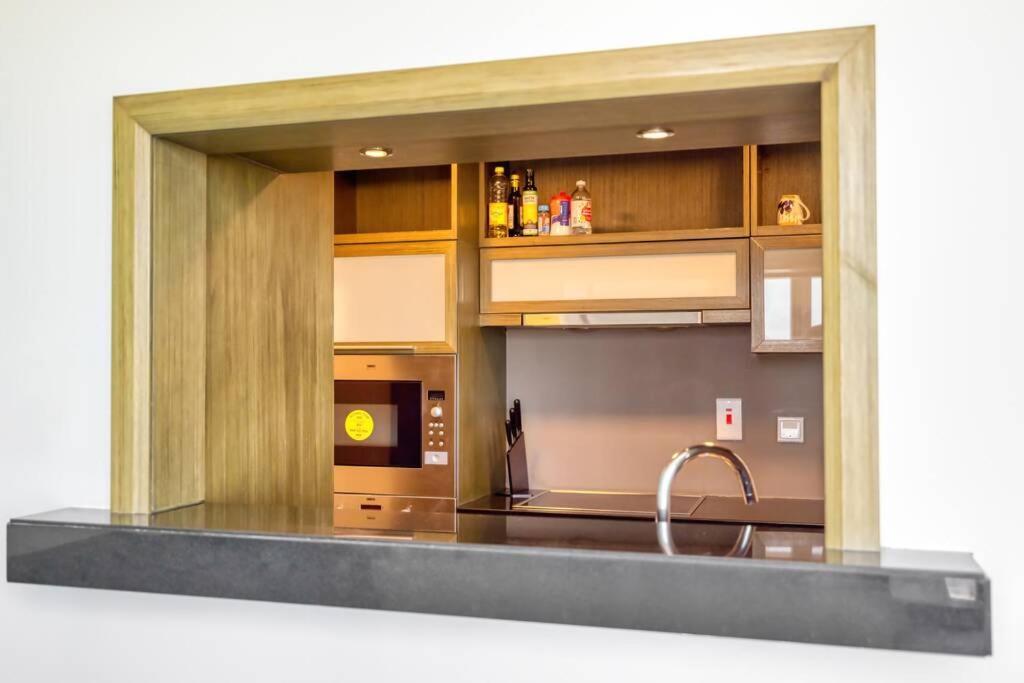 Xanadubai Loft Tower - Your Home Away From Home In Downtown Dubai! Buitenkant foto